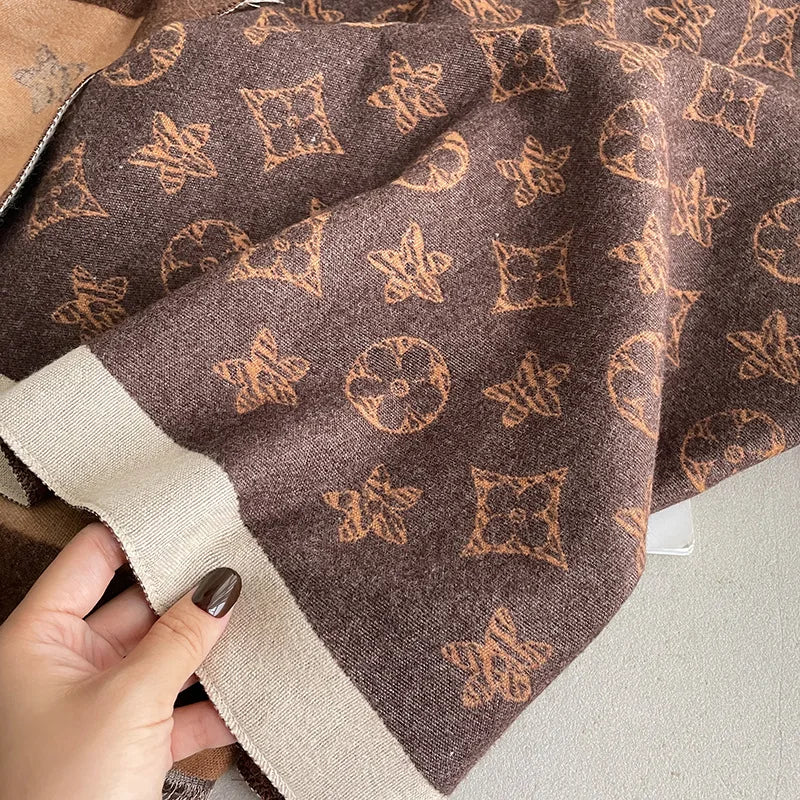 Women's Warm Scarf – Double Sided, Retro Style