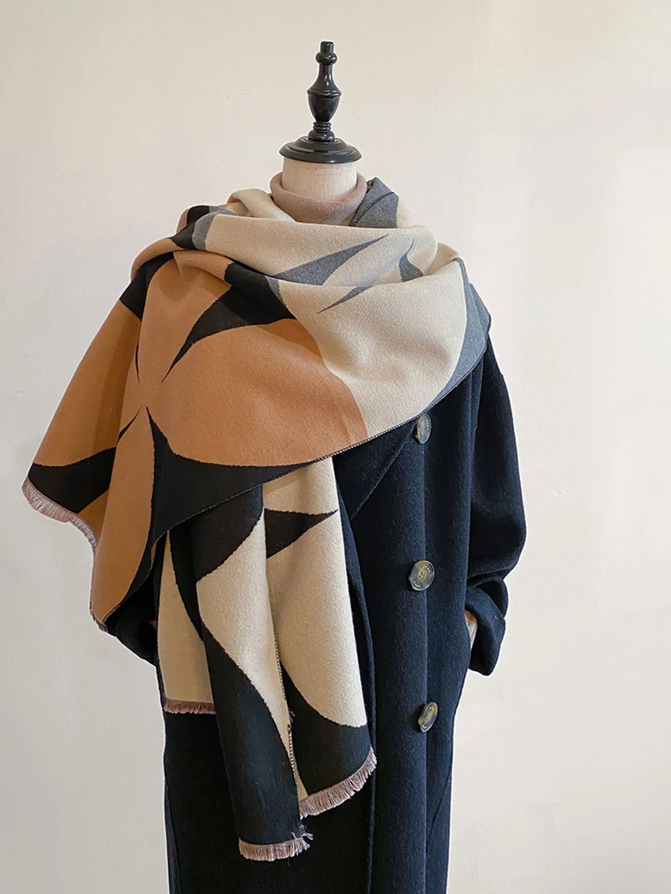 Cachecol Feminino Luxo – Dupla Face com Estampa Geométrica | Toque de Cashmere