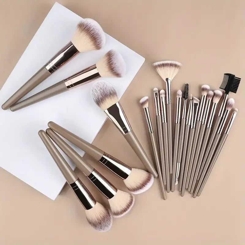 Conjunto Profissional de Pincéis Esponjas de Maquiagem