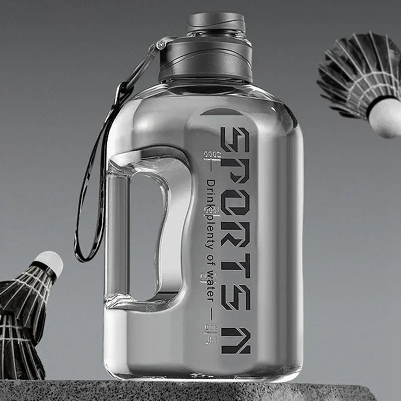 Garrafa de Água Esportiva 1,7L / 2,7L – Grande Capacidade