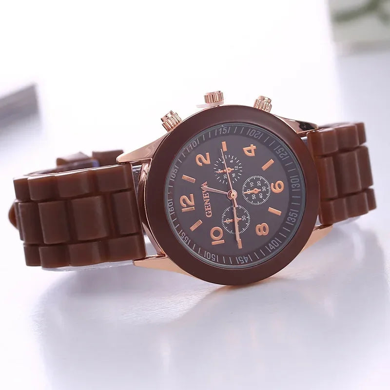 Relógio Quartz com Pulseira de Silicone
