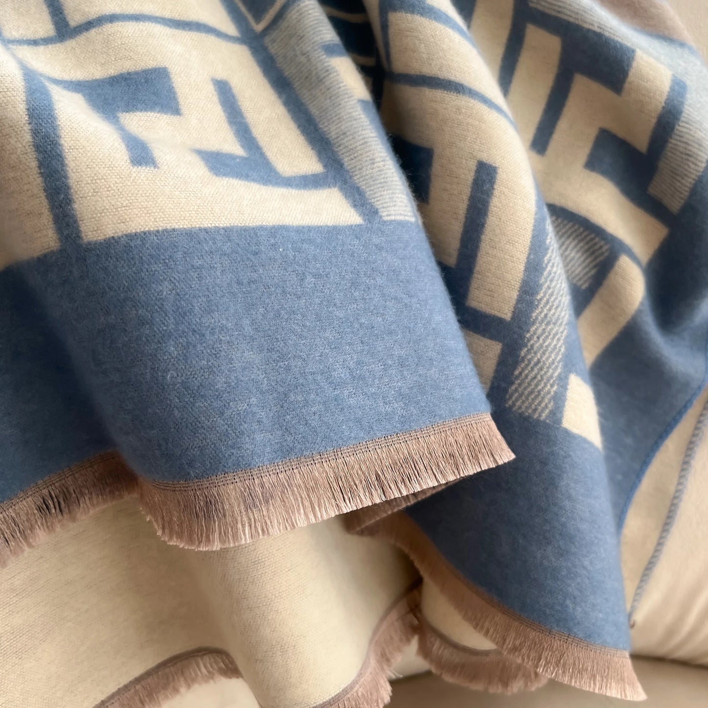 Cachecol Feminino Luxo – Dupla Face com Toque de Cashmere | Design Elegante