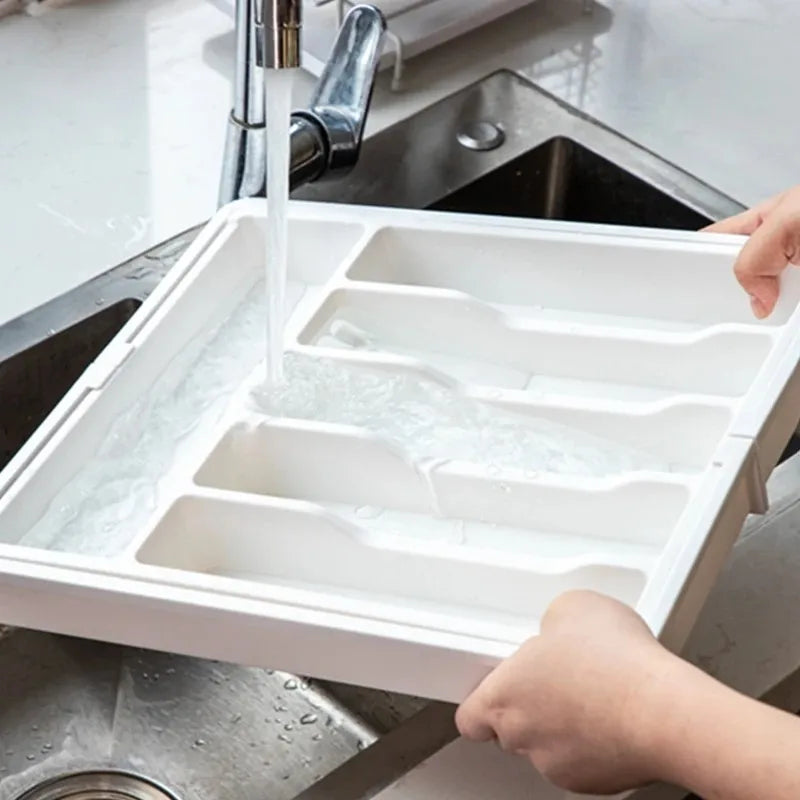 Expandable Cutlery Organizer - Adjustable Tray for Kitchen Drawers