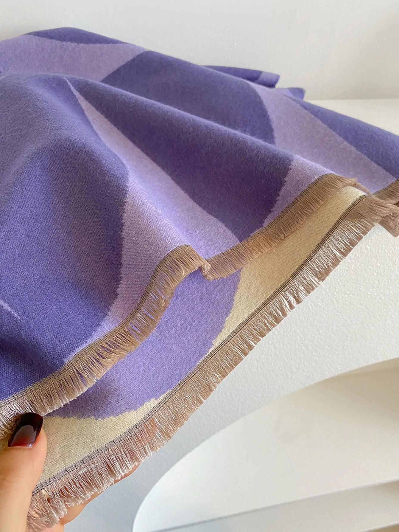 Cachecol Feminino Luxo – Dupla Face com Estampa Geométrica | Toque de Cashmere