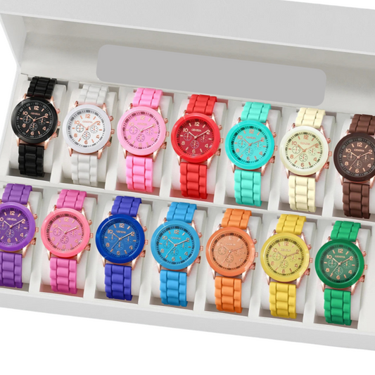 Kit com 14 Relógios Quartz com Pulseira de Silicone
