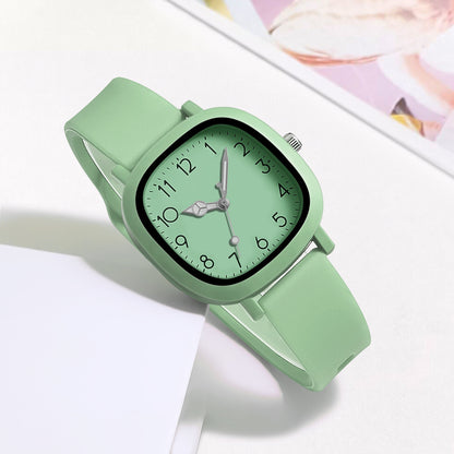 Relógio Quartz com Pulseira de Silicone