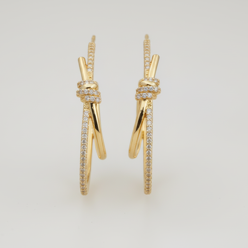 Brincos com Zirconia Oval