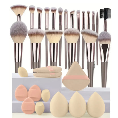 Conjunto Profissional de Pincéis Esponjas de Maquiagem