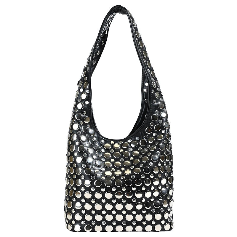 Bolsa Bucket com Tachas