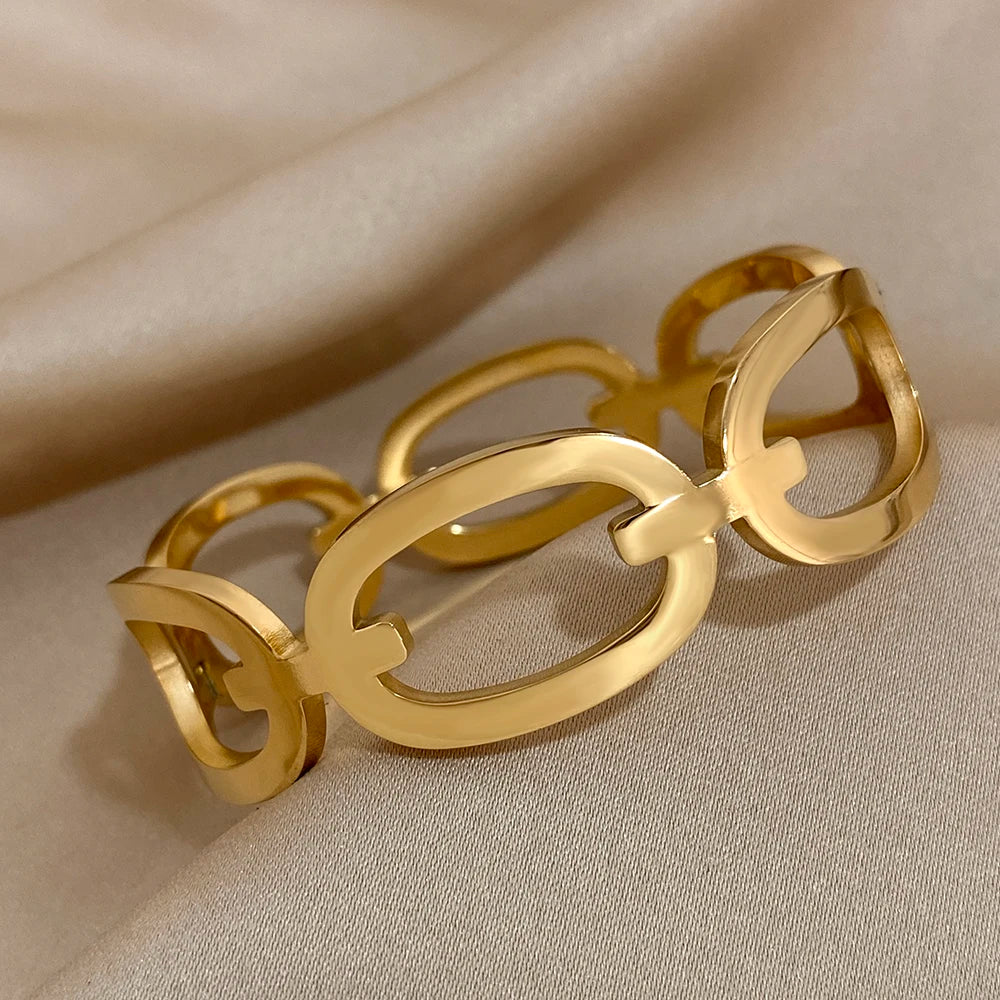 Pulseira Dourada Fivela Circular