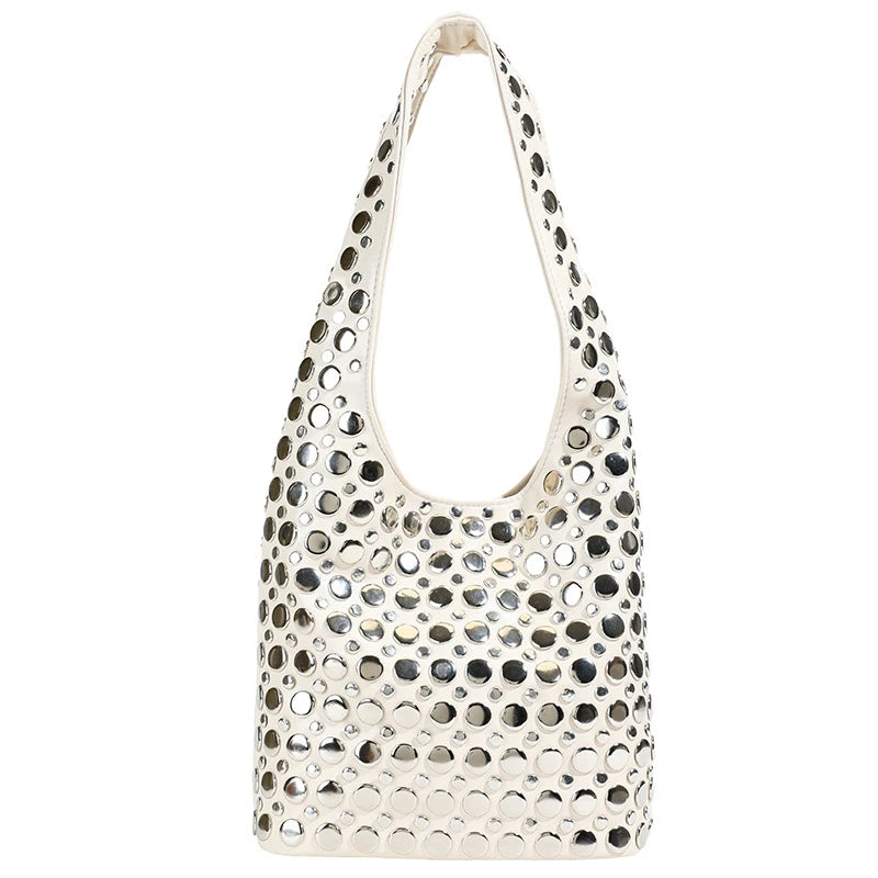 Bolsa Bucket com Tachas