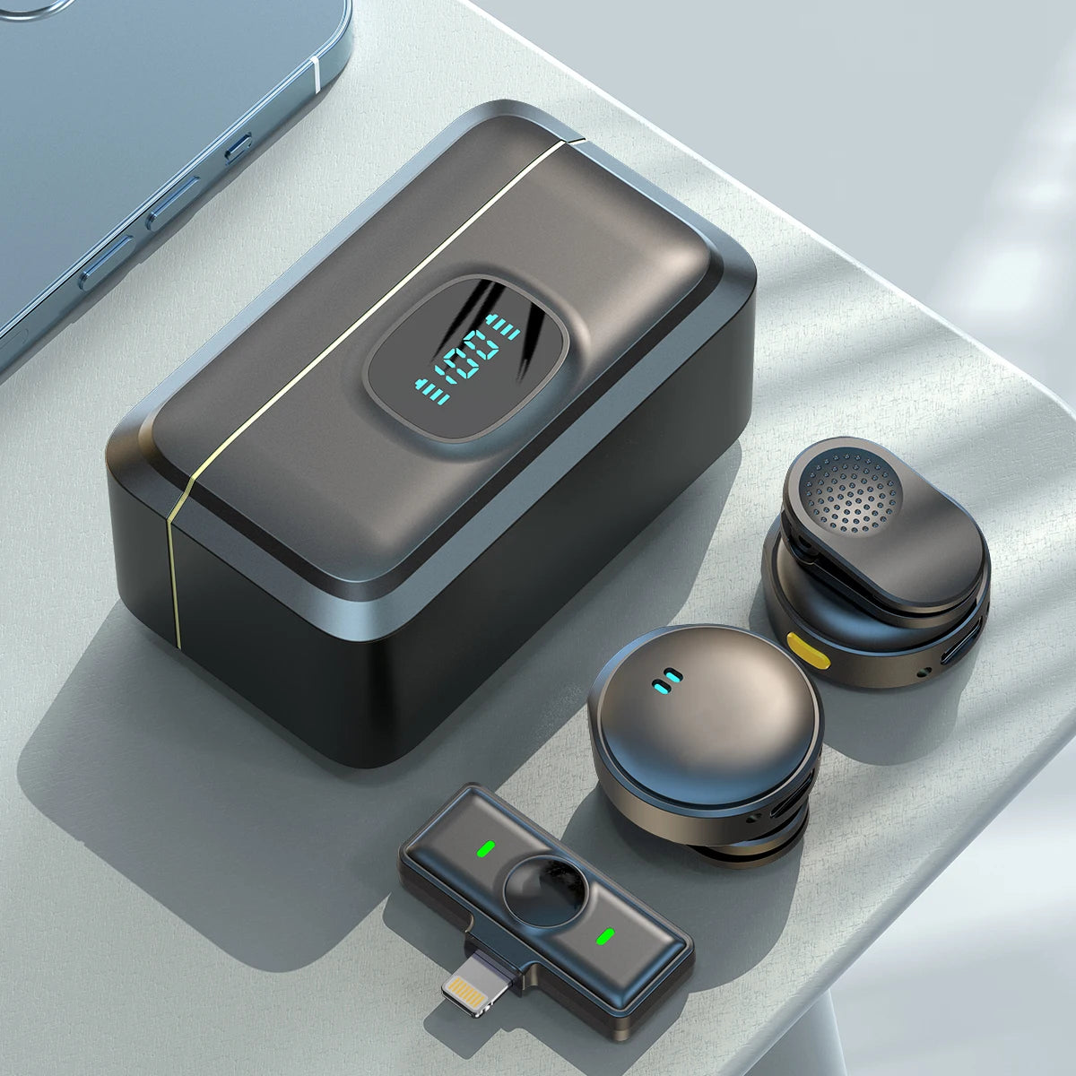 Microfone com Clip Magnético Sem Fio  – Plug and Play com Estojo de Carregamento