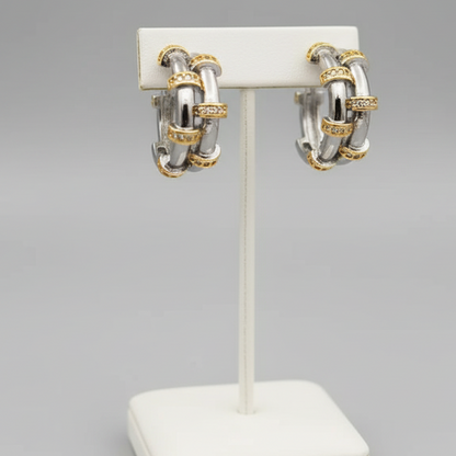 Brincos com Zirconia Oval