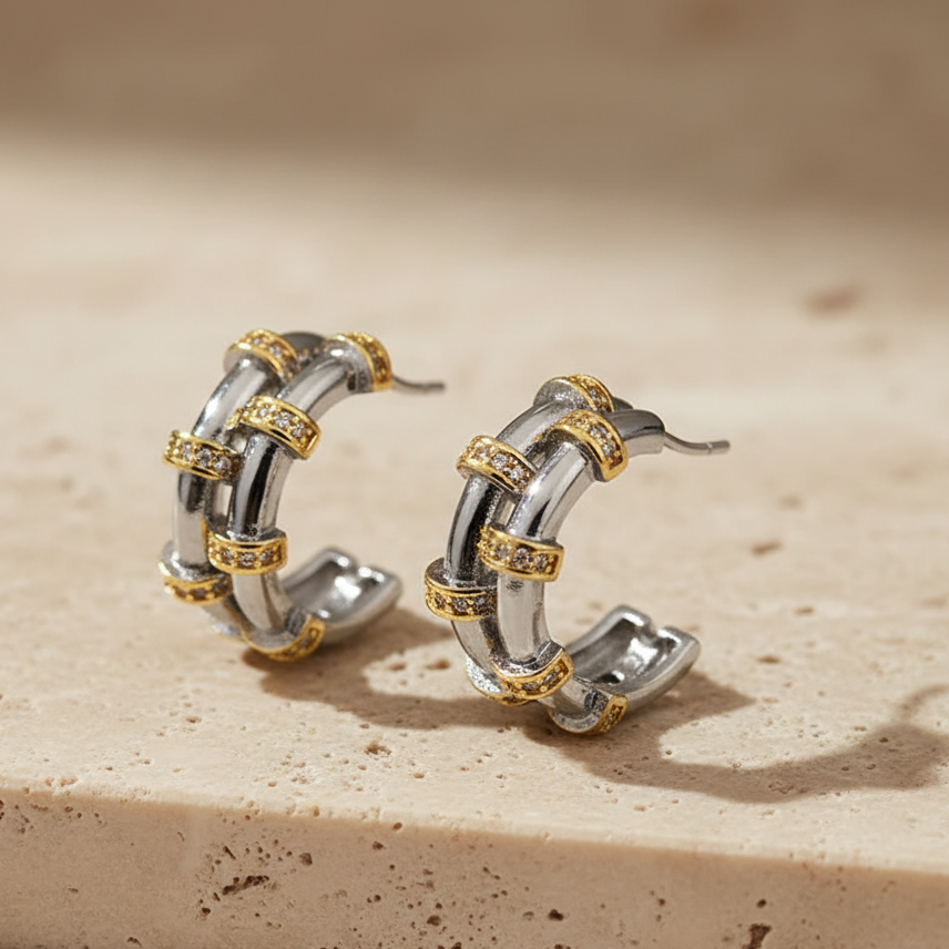 Brincos com Zirconia Oval