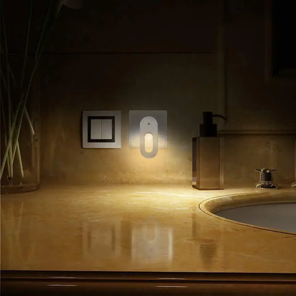 Luz noturna LED com sensor de presença tomada