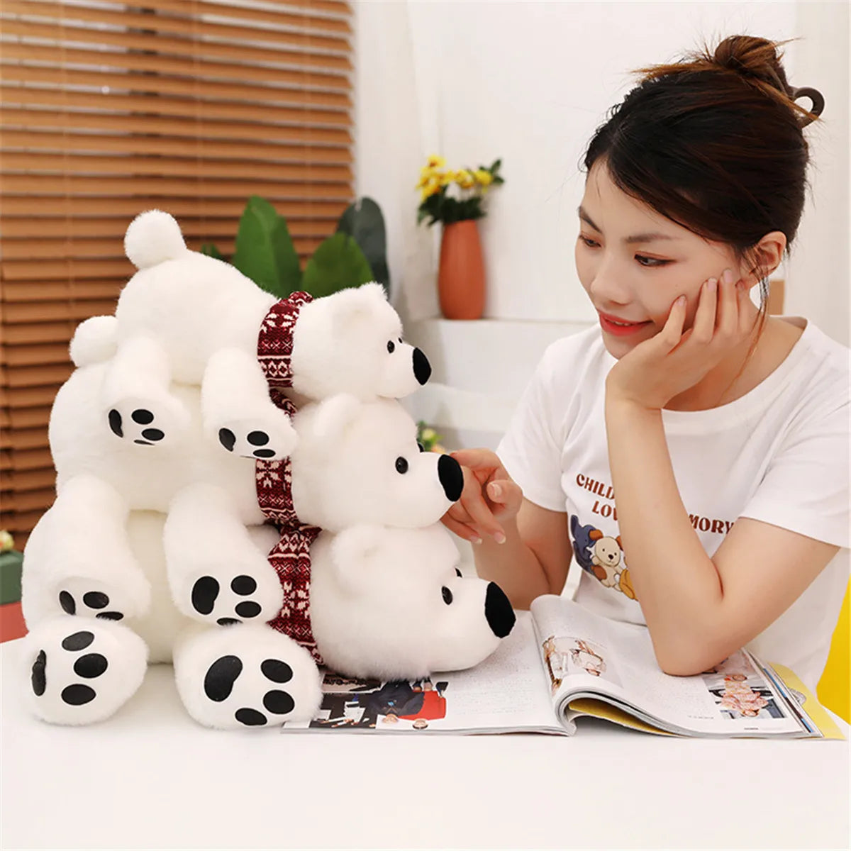 Bicho de Pelúcia de Urso Polar Realista – 28cm/43cm