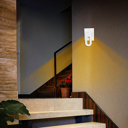 Luz noturna LED com sensor de presença tomada