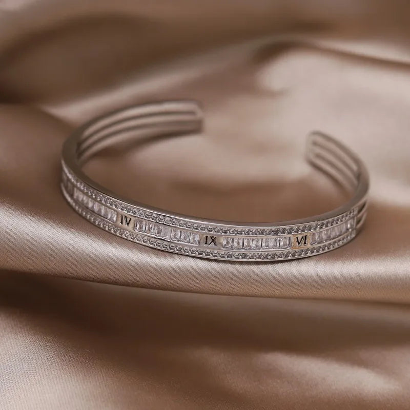 Pulseira Aberta com Zircônia