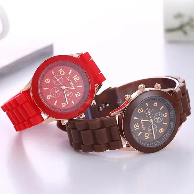 Relógio Quartz com Pulseira de Silicone
