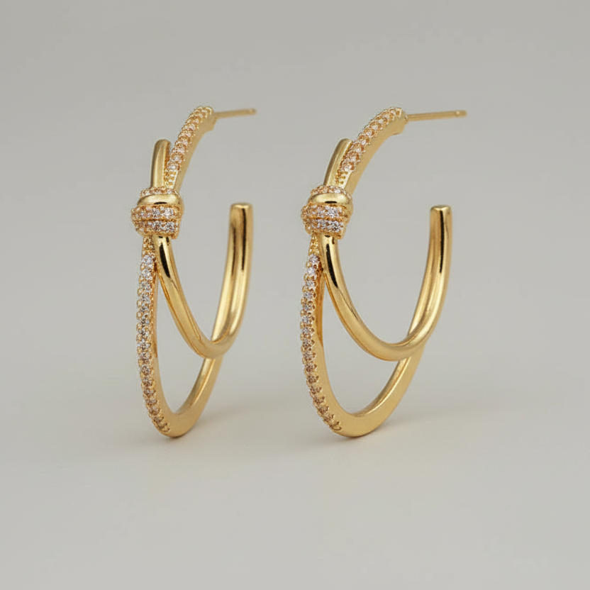 Brincos com Zirconia Oval