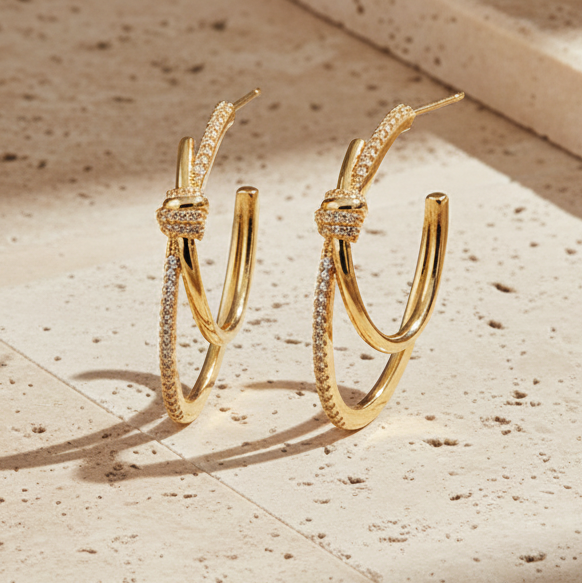 Brincos com Zirconia Oval