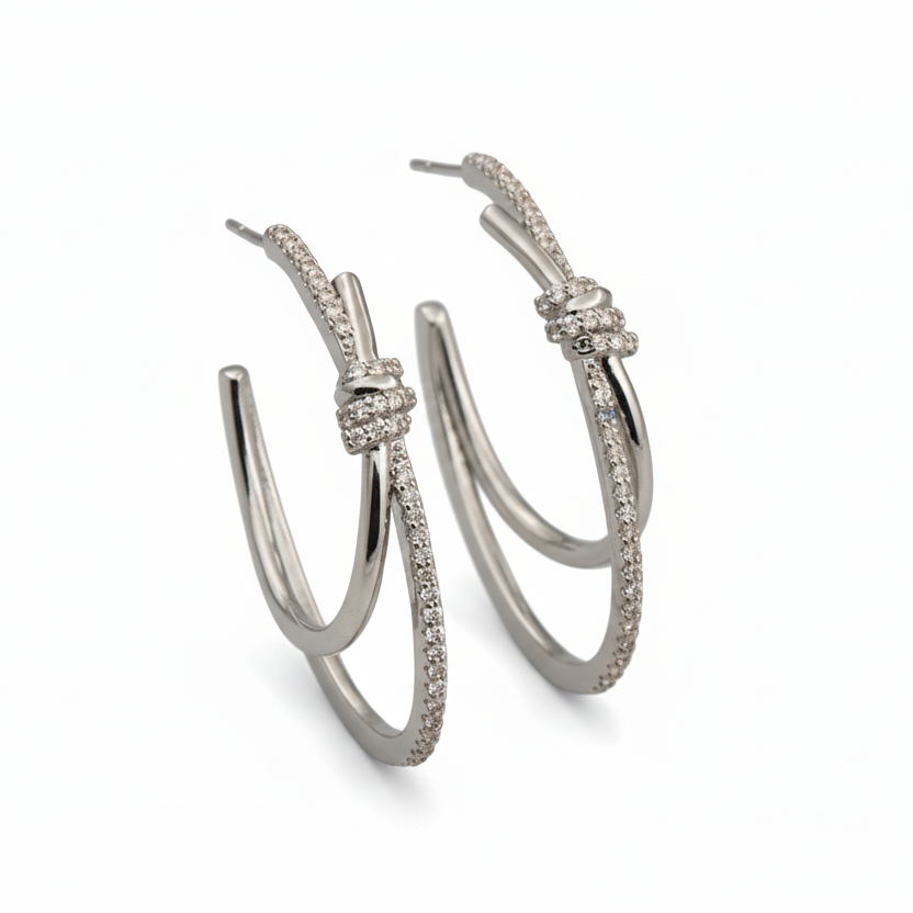 Brincos com Zirconia Oval