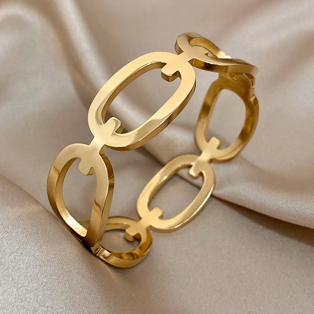 Pulseira Dourada Fivela Circular