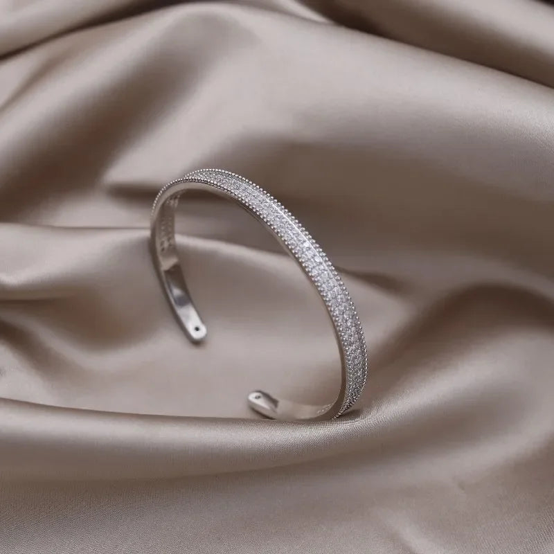 Pulseira Aberta com Zircônia