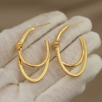 Brincos com Zirconia Oval